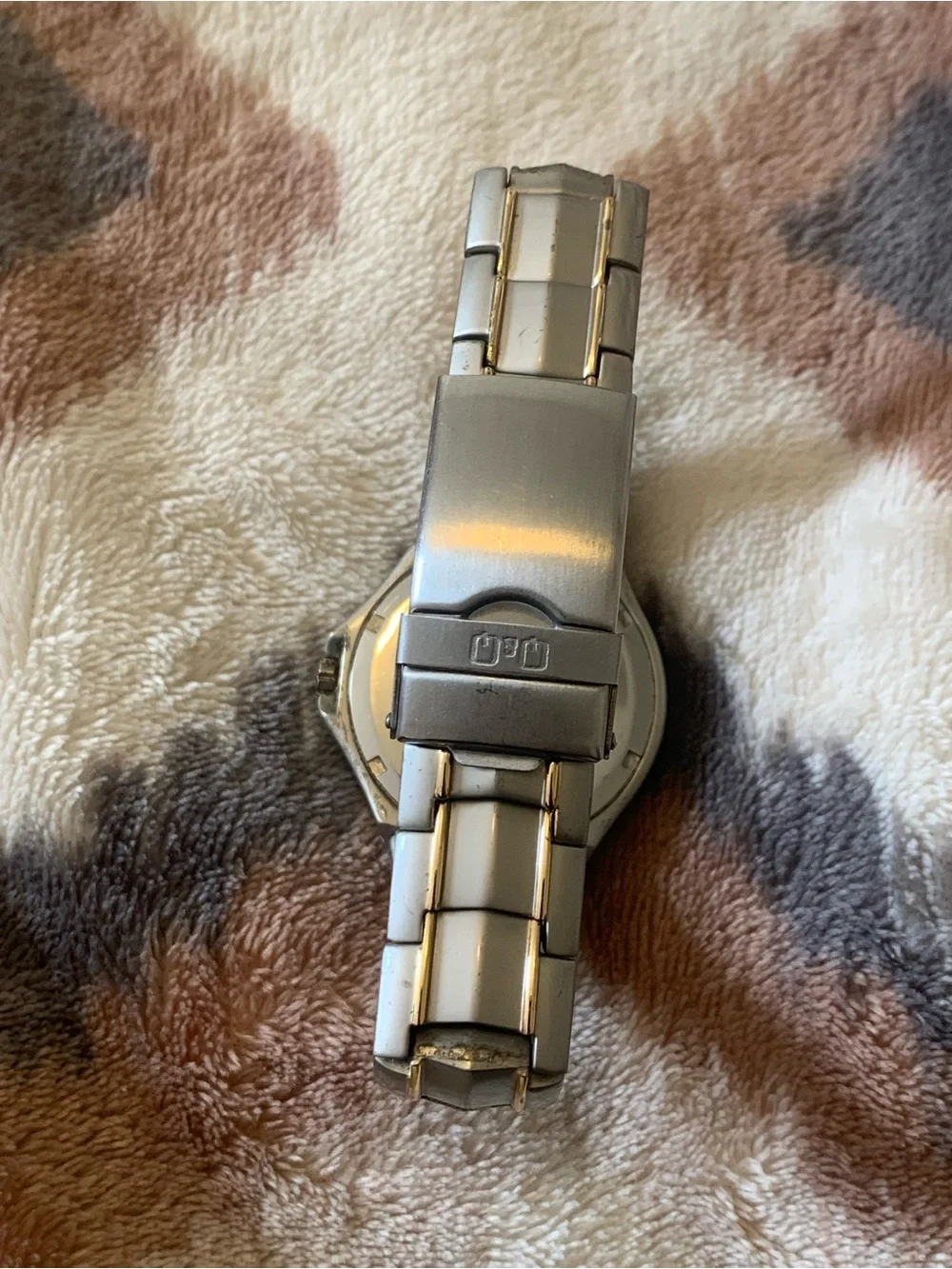 Q&Q Base Metal Bezel Watch